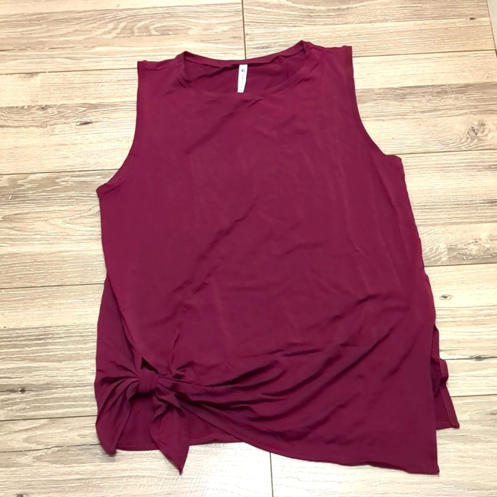 Fabletics Muscle Tank, Medium, Burgundy